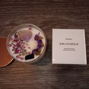 Byredo Bibliothèque Candle - White and Purple